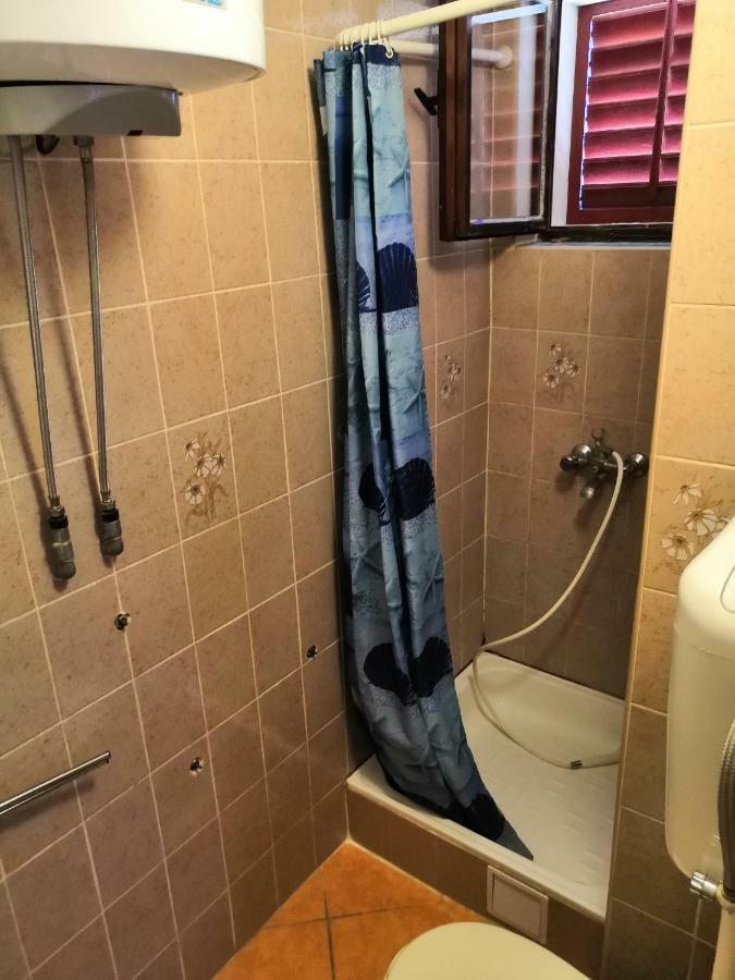 Apartments Srhoj 스타리 그라드 외부 사진